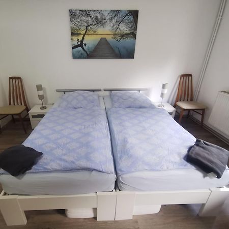 Grosse Ferienwohnung 80Qm 1 Schlafzimmer Max 3 Gaeste Coppenbrügge المظهر الخارجي الصورة